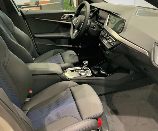 BMW Seria 2 cena 155000 przebieg: 5000, rok produkcji 2023 z Ostrów Wielkopolski małe 154